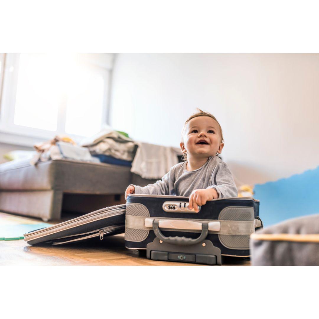 Traveling with a Baby: Essentials and Hack